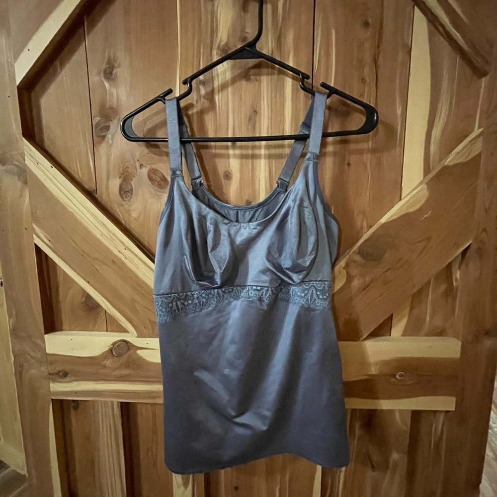 Ruby ribbon size 42 cami